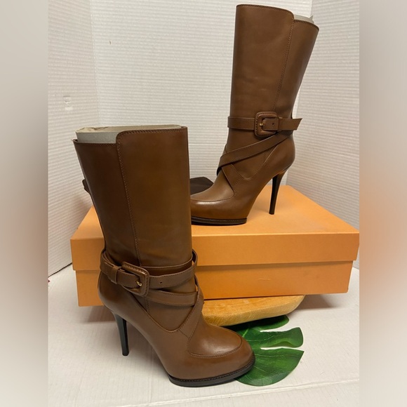 TODS New in Box Stiviletto Leather Heeled Boots - Picture 1 of 9